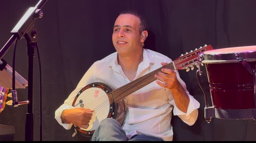 Elad Gabbay – Maestro of the Turkish saz and gumbosh